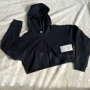 NWT “All Yours” Lulu cropped hoodie